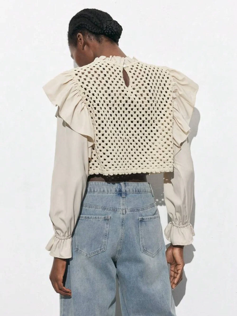 Zara Cream Crochet Ruffle Sleeve Crop Top Sz S